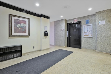 2545 Sedgwick Ave unit 3, Bronx, NY 10468 - photo 5