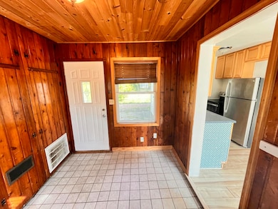 1130 Englewood Ave, Norton Shores, MI 49441 - photo 4