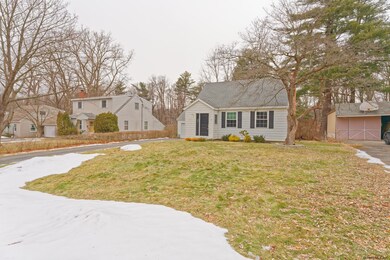 9 Rita Ln, Albany, NY 12211 - photo 2