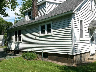 4 Bleeker St, Corinth, NY 12822 - photo 2