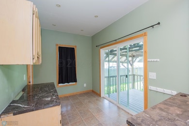 1517 8th Ave S, Fargo, ND 58103 - photo 5