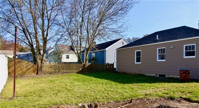 960 Diamond Hill Rd, Woonsocket, RI 02895 - photo 4