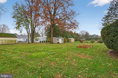 141 Summer Ln, Lititz, PA 17543 - photo 5