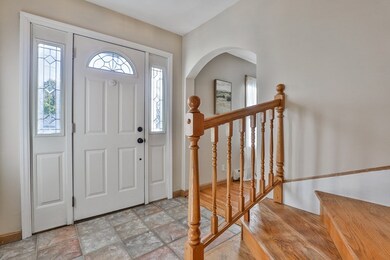 17 Gladstone St, Wakefield, MA 01880 - photo 2