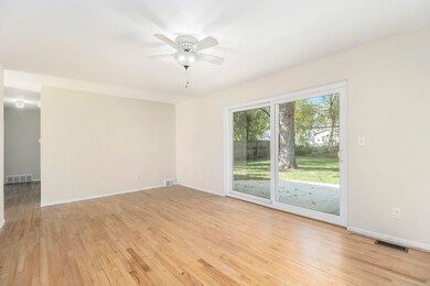 2935 Marshall St, Ann Arbor, MI 48108 - photo 6