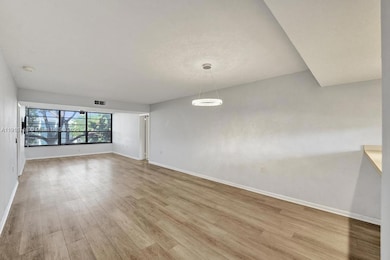 1715 Whitehall Dr unit 305, Davie, FL 33324 - photo 5