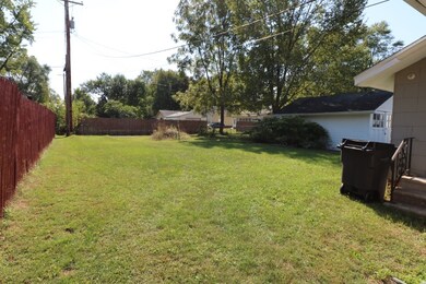 609 E Carlton Ave, Elkhart, IN 46517 - photo 2