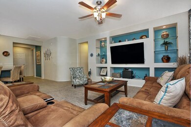 Entry / Living room