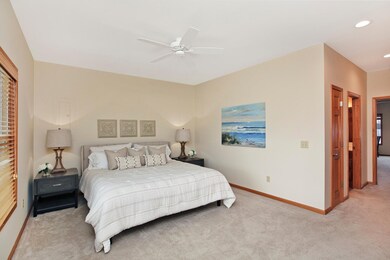21306 Sanfords Landing Dr-large-052-039-