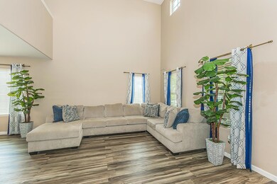 337 S Stanford Ave, Fresno, CA 93727 - photo 5