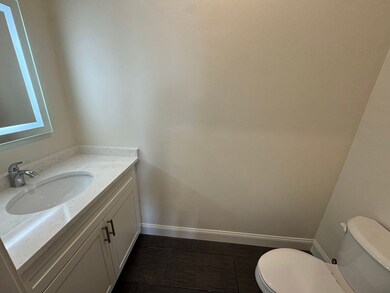 1473 N Shore Rd unit 302, Revere, MA 02151 - photo 5