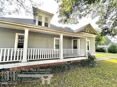 1021 Dixie St, Burlington, NC 27217 - photo 3