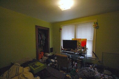 Side 1 Bedroom 2