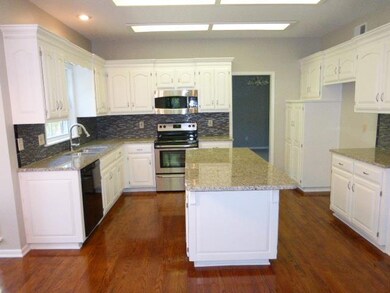 Gorgeous kitchen with granite and upgraded tile.