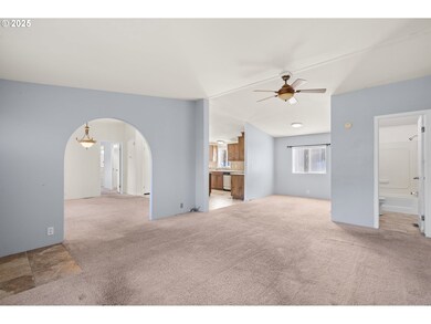 408 Willow Fork Dr SW, Boardman, OR 97818 - photo 4