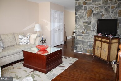 2817 Maxwell St, Philadelphia, PA 19136 - photo 5