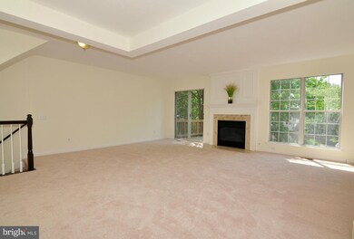 1193 Cypress Tree Place, Herndon, VA 20170 - photo 4