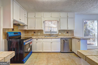 871 Lost Creek Cir, Stone Mountain, GA 30088 - photo 7