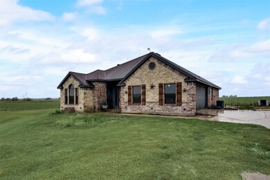 181 Grays Creek Cir, Ennis, TX 75119 - photo 3