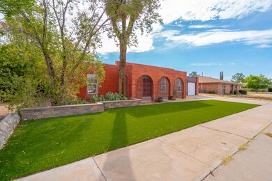 14849 Holden Cir, Horizon City, TX 79928 - photo 2