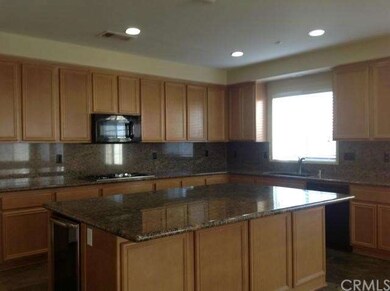 Spacious Kitchen