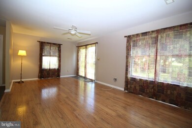 176 Eric Ln, Lansdale, PA 19446 - photo 6