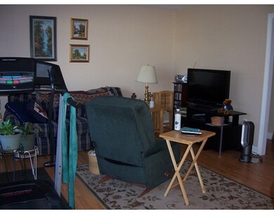 22 Fredette St unit 22, Chicopee, MA 01022 - photo 3