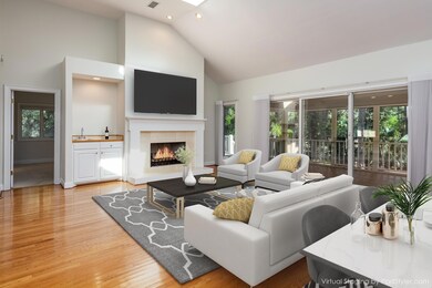 15995687883_livingdining01
