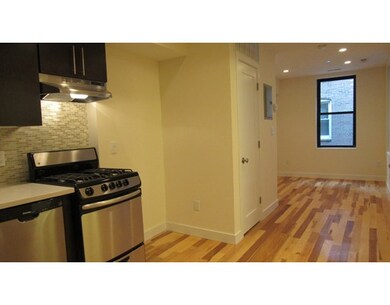 419 Hanover St unit 4, Boston, MA 02113 - photo 3