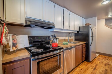 17870 Shooting Star Ct, Sunriver, OR 97707 - photo 3