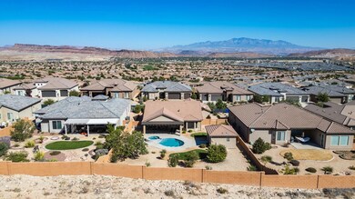 1501 W Grapevine Dr-008