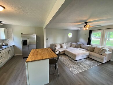 6114 S State Road 45, Bloomfield, IN 47424 - photo 6