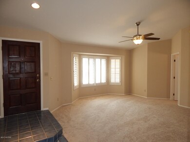 Entrance / Living Room