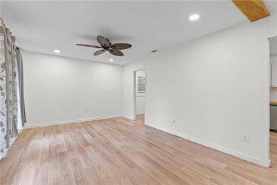 5925 Couton Dr, Mobile, AL 36693 - photo 5