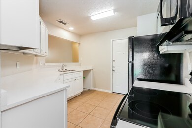 11002 Beaver Trail Dr, Houston, TX 77086 - photo 7