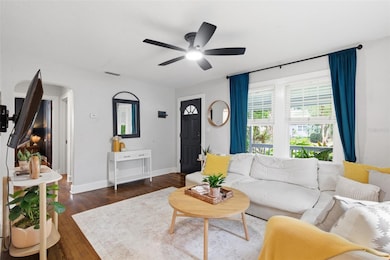 3645 Dartmouth Ave N, Saint Petersburg, FL 33713 - photo 5