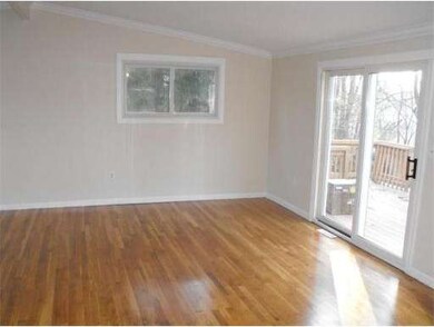 10 Empire St, Shrewsbury, MA 01545 - photo 5