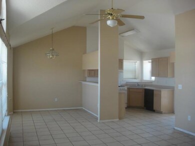 14604 Alcon Dr, Horizon City, TX 79928 - photo 3