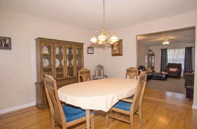 _RMJ1301 dining room