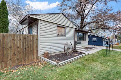 30 Garnet Ln, Madison, WI 53714 - photo 3