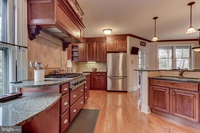 415 N Wayne Ave, Wayne, PA 19087 - photo 2