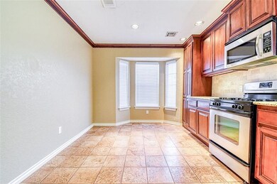 2304 NE 8th St, Moore, OK 73160 - photo 7