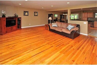 63 S Spring Ln, Phoenixville, PA 19460 - photo 7