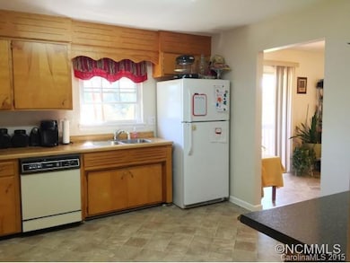 Open Kitchen