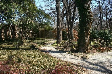 1316 Kathryn St, Hurst, TX 76053 - photo 6