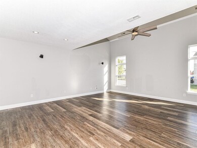 19544 Silver Spring Dr, Noblesville, IN 46062 - photo 5