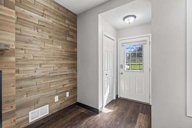 1902 Sapphire Point (6).jpg