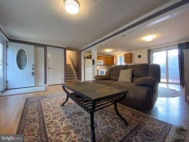 1581 Andover Ln, Frederick, MD 21702 - photo 4