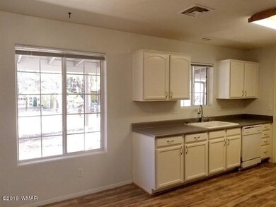 007_Kitchen