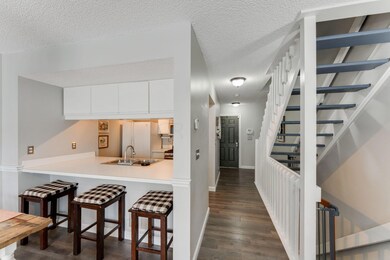 Kitchen Eating Space